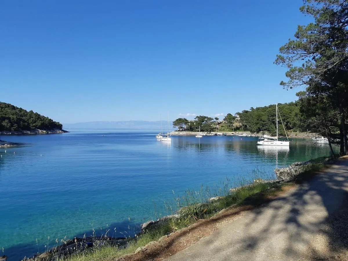 Quiet Area Apartments K65 Mali Losinj